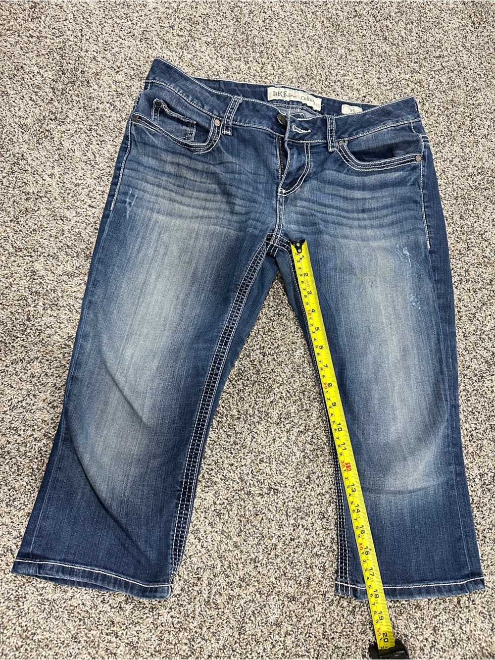 BKE Women's Faded Blue Capris